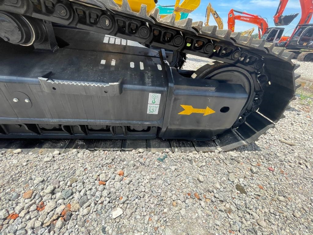 Komatsu PC 360 - Telakaivukone: kuva Komatsu PC 360 - Telakaivukone Komatsu PC 360 - Telakaivukone: kuva Komatsu PC 360 - Telakaivukone