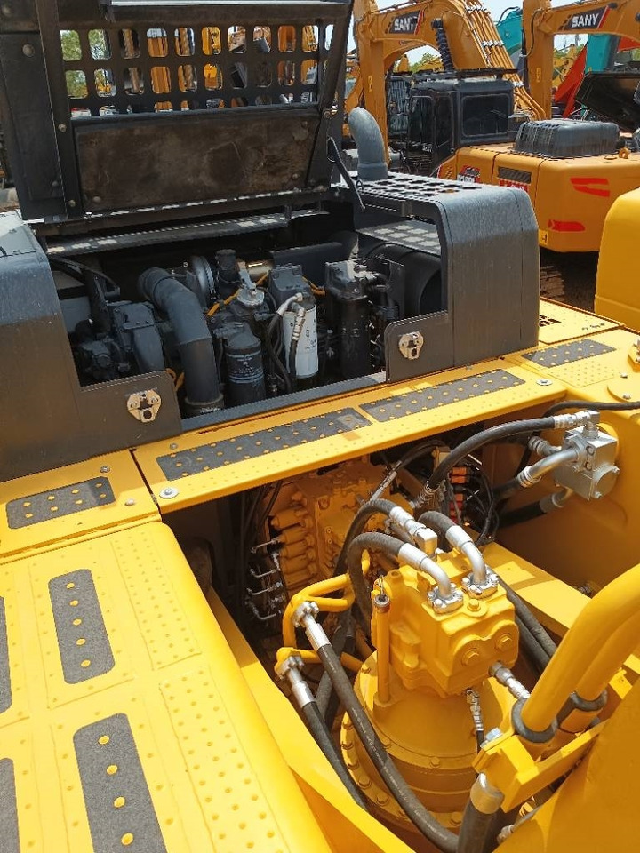 Komatsu PC 450  - Telakaivukone: kuva Komatsu PC 450  - Telakaivukone Komatsu PC 450  - Telakaivukone: kuva Komatsu PC 450  - Telakaivukone