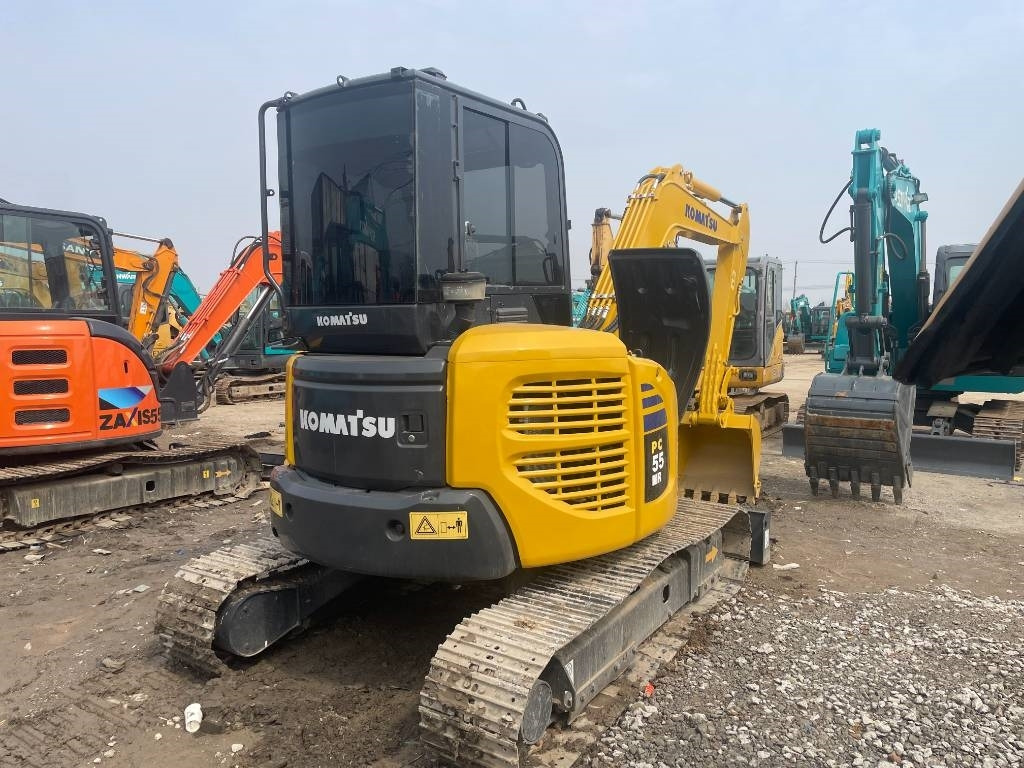 Komatsu PC 55 - Minikuormaaja: kuva Komatsu PC 55 - Minikuormaaja Komatsu PC 55 - Minikuormaaja: kuva Komatsu PC 55 - Minikuormaaja