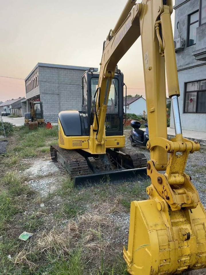 Komatsu PC 55 MR  - Minikuormaaja: kuva Komatsu PC 55 MR  - Minikuormaaja Komatsu PC 55 MR  - Minikuormaaja: kuva Komatsu PC 55 MR  - Minikuormaaja