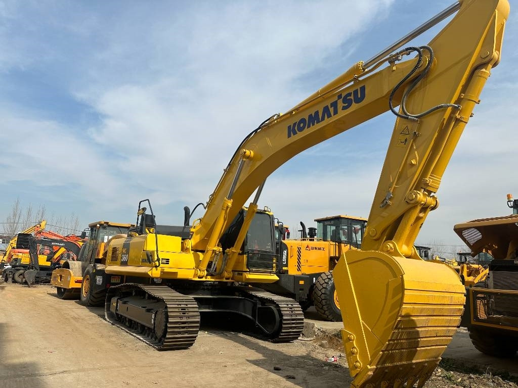 Komatsu pc360 - Telakaivukone: kuva Komatsu pc360 - Telakaivukone Komatsu pc360 - Telakaivukone: kuva Komatsu pc360 - Telakaivukone