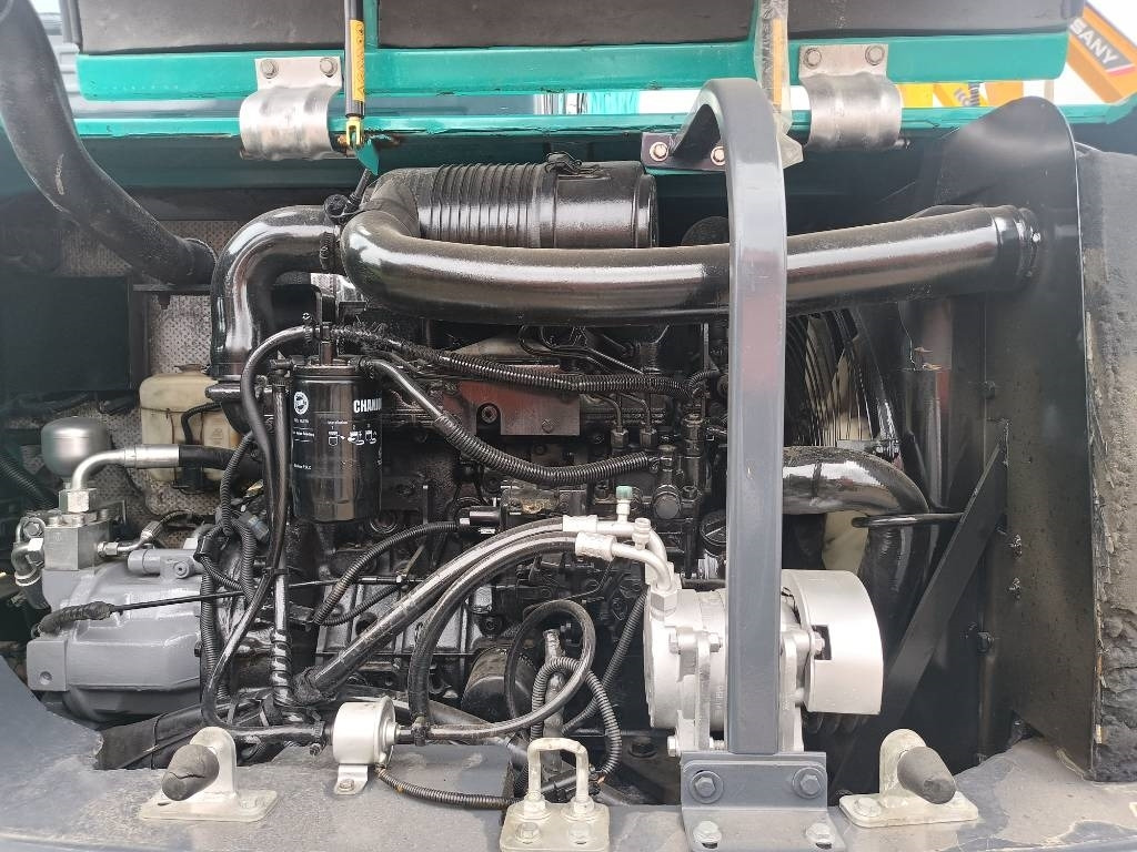 Sunward SWE 80 - Telakaivukone: kuva Sunward SWE 80 - Telakaivukone Sunward SWE 80 - Telakaivukone: kuva Sunward SWE 80 - Telakaivukone