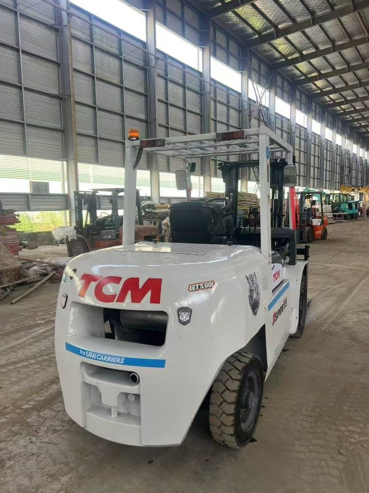 TCM FD 50  - Dieseltrukki: kuva TCM FD 50  - Dieseltrukki TCM FD 50  - Dieseltrukki: kuva TCM FD 50  - Dieseltrukki