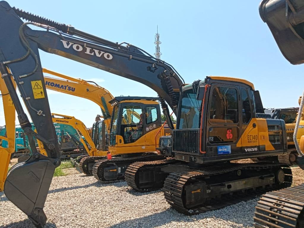 Volvo EC 140 B - Telakaivukone: kuva Volvo EC 140 B - Telakaivukone Volvo EC 140 B - Telakaivukone: kuva Volvo EC 140 B - Telakaivukone