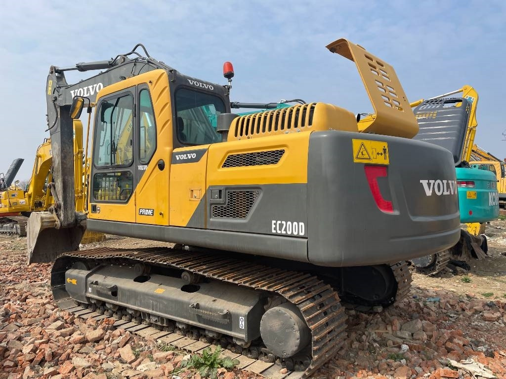 Volvo EC 200 - Telakaivukone: kuva Volvo EC 200 - Telakaivukone Volvo EC 200 - Telakaivukone: kuva Volvo EC 200 - Telakaivukone