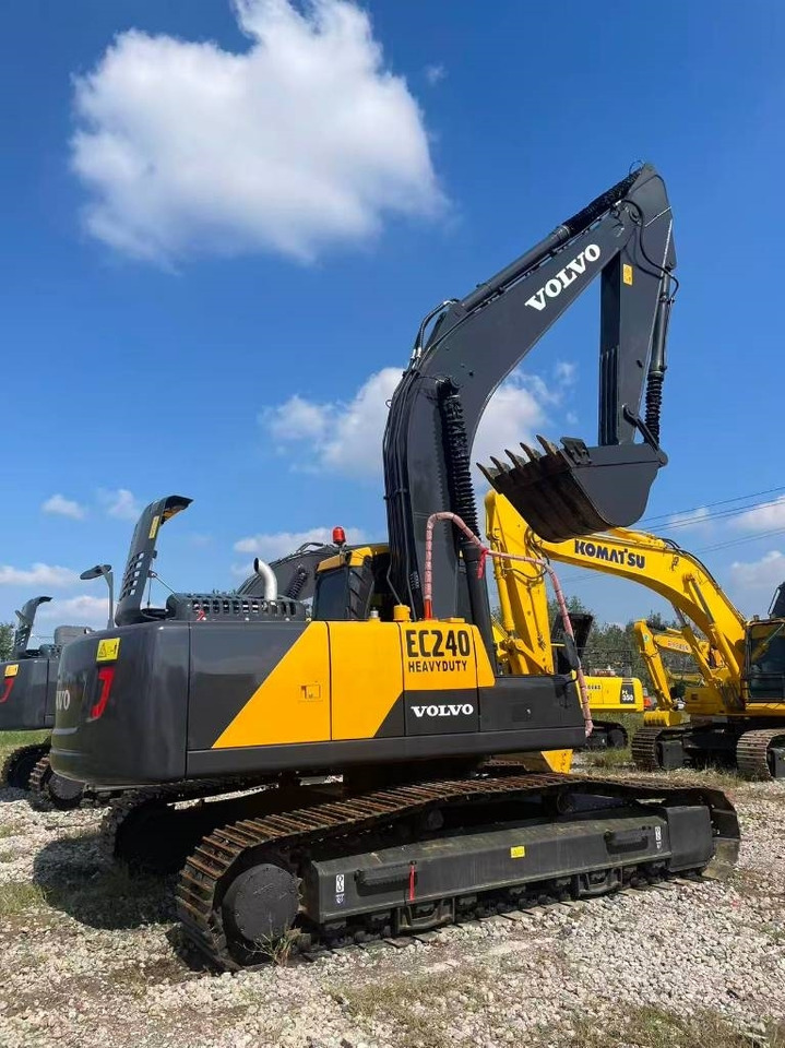 Volvo EC 240  - Telakaivukone: kuva Volvo EC 240  - Telakaivukone Volvo EC 240  - Telakaivukone: kuva Volvo EC 240  - Telakaivukone