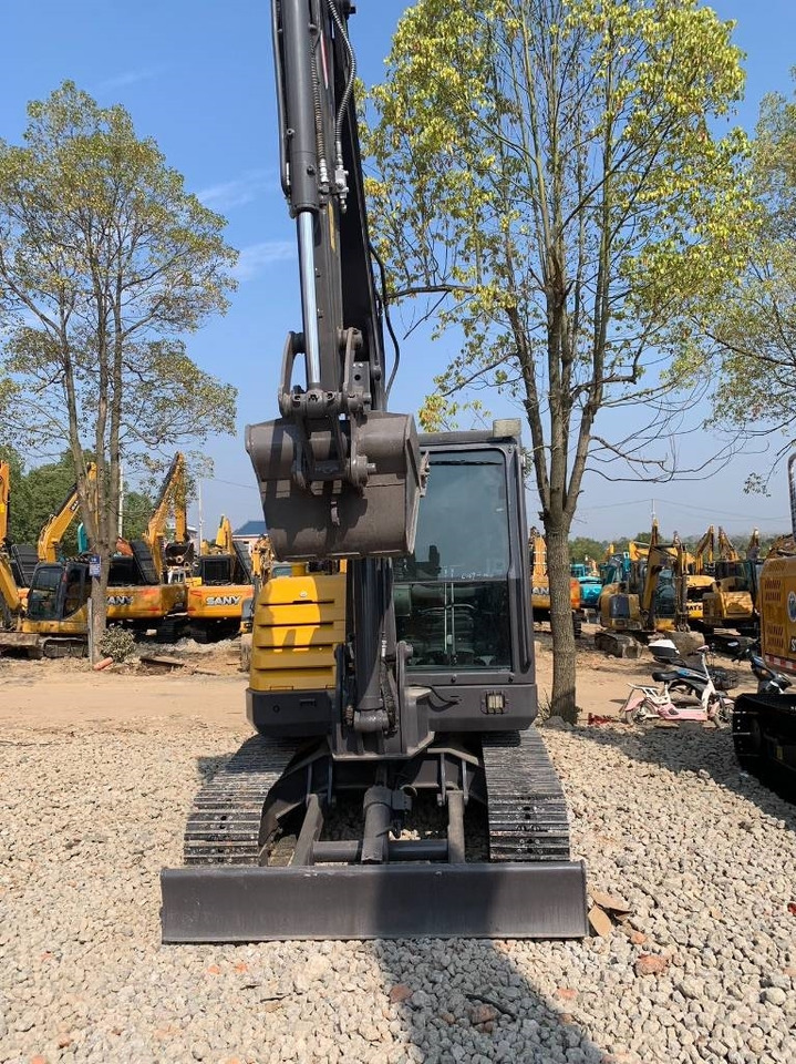 Volvo EC 60 D - Minikuormaaja: kuva Volvo EC 60 D - Minikuormaaja Volvo EC 60 D - Minikuormaaja: kuva Volvo EC 60 D - Minikuormaaja