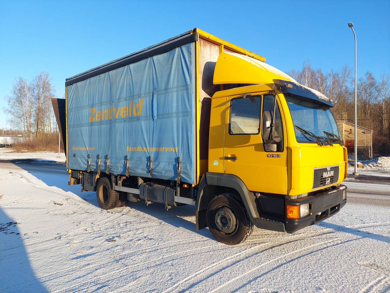 MAN - Pressukapelli kuorma-auto: kuva MAN - Pressukapelli kuorma-auto MAN - Pressukapelli kuorma-auto: kuva MAN - Pressukapelli kuorma-auto