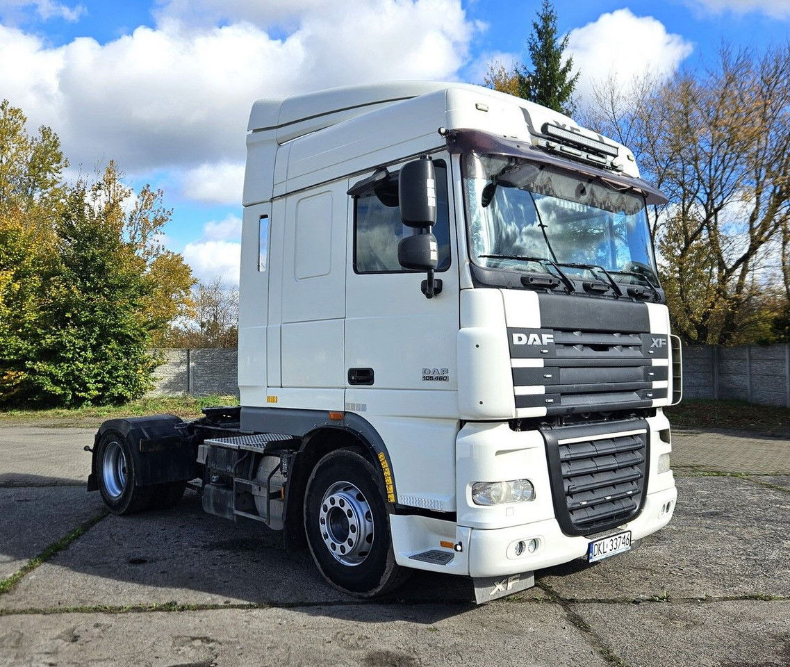 DAF 105.460 105.460 - Vetopöytäauto: kuva DAF 105.460 105.460 - Vetopöytäauto DAF 105.460 105.460 - Vetopöytäauto: kuva DAF 105.460 105.460 - Vetopöytäauto