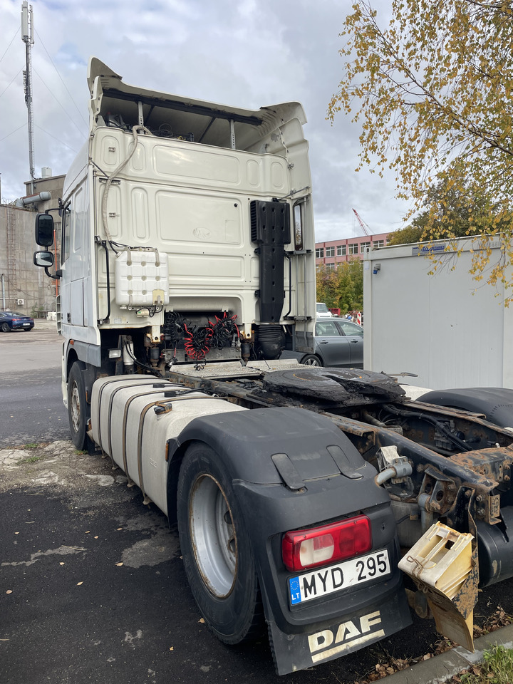 DAF XF105.460 Euro5 - Vetopöytäauto: kuva DAF XF105.460 Euro5 - Vetopöytäauto DAF XF105.460 Euro5 - Vetopöytäauto: kuva DAF XF105.460 Euro5 - Vetopöytäauto