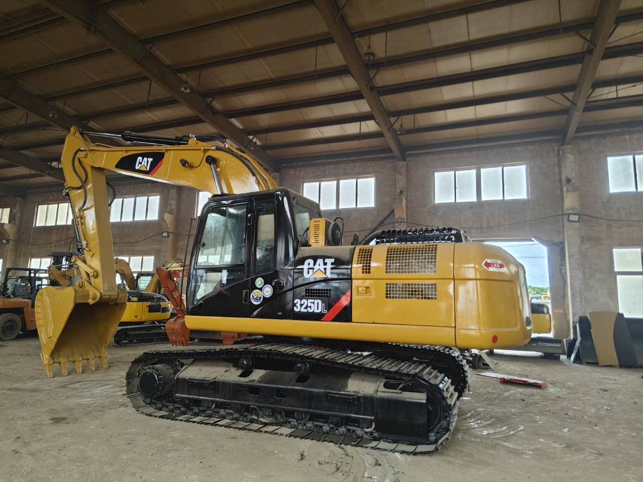 CATERPILLAR 325D Used cat 325 excavator cheap sale - Telakaivukone: kuva CATERPILLAR 325D Used cat 325 excavator cheap sale - Telakaivukone CATERPILLAR 325D Used cat 325 excavator cheap sale - Telakaivukone: kuva CATERPILLAR 325D Used cat 325 excavator cheap sale - Telakaivukone