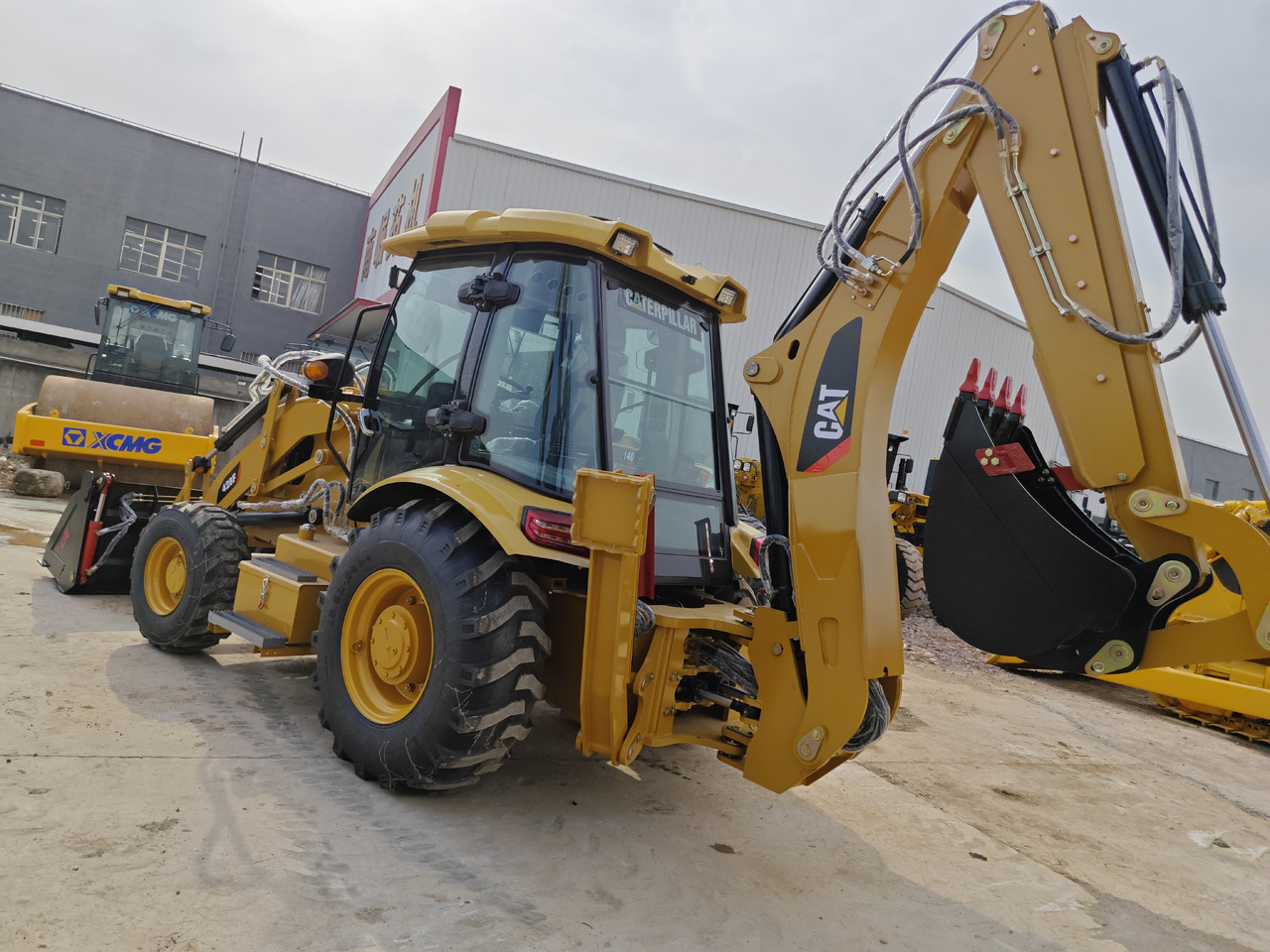 CATERPILLAR 428F backhoe loader - Kaivuri-trukki: kuva CATERPILLAR 428F backhoe loader - Kaivuri-trukki CATERPILLAR 428F backhoe loader - Kaivuri-trukki: kuva CATERPILLAR 428F backhoe loader - Kaivuri-trukki