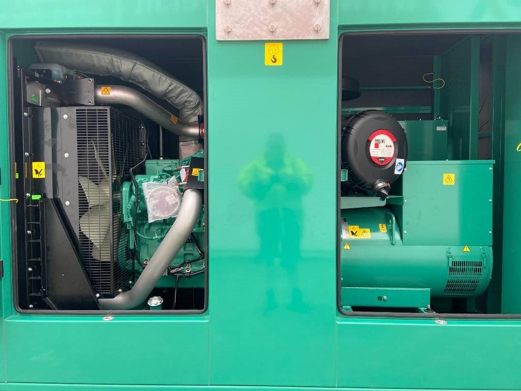 Cummins C330D5EQ - 330 kVA Generator - DPX-18516-Q - Sähkögeneraattori: kuva Cummins C330D5EQ - 330 kVA Generator - DPX-18516-Q - Sähkögeneraattori Cummins C330D5EQ - 330 kVA Generator - DPX-18516-Q - Sähkögeneraattori: kuva Cummins C330D5EQ - 330 kVA Generator - DPX-18516-Q - Sähkögeneraattori