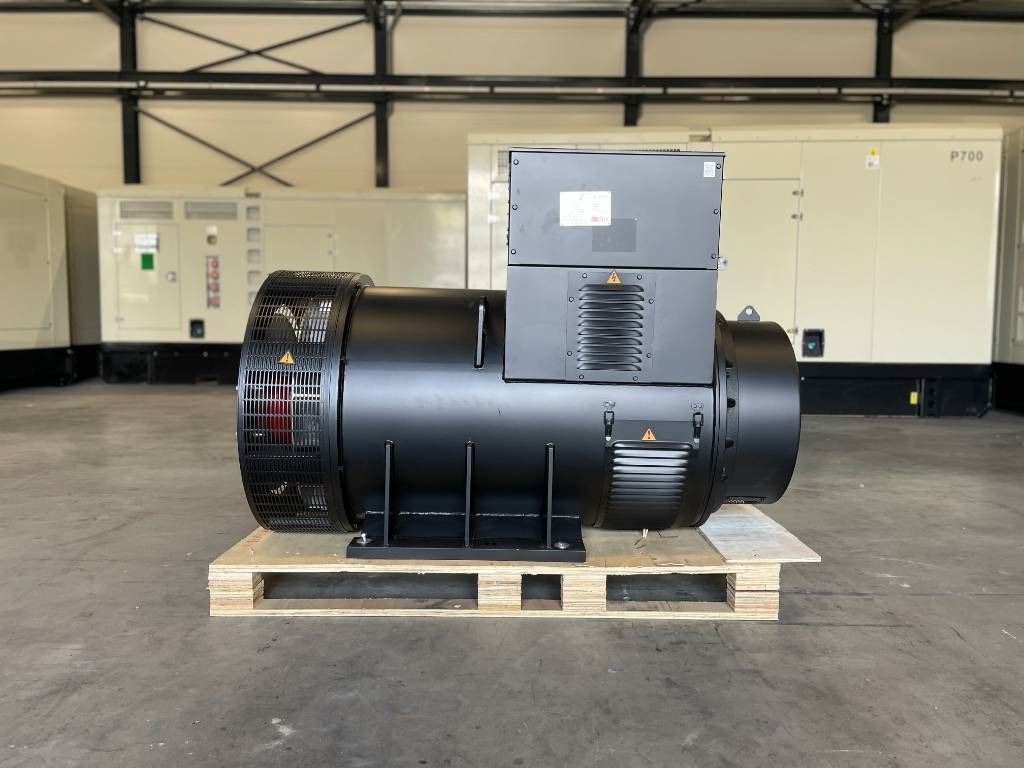 DPX CJ634E - 1000 kVA Alternator - DPX-33915 - Sähkögeneraattori: kuva DPX CJ634E - 1000 kVA Alternator - DPX-33915 - Sähkögeneraattori DPX CJ634E - 1000 kVA Alternator - DPX-33915 - Sähkögeneraattori: kuva DPX CJ634E - 1000 kVA Alternator - DPX-33915 - Sähkögeneraattori