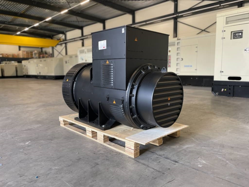 DPX CJ634E - 1000 kVA Alternator - DPX-33915 - Sähkögeneraattori: kuva DPX CJ634E - 1000 kVA Alternator - DPX-33915 - Sähkögeneraattori DPX CJ634E - 1000 kVA Alternator - DPX-33915 - Sähkögeneraattori: kuva DPX CJ634E - 1000 kVA Alternator - DPX-33915 - Sähkögeneraattori