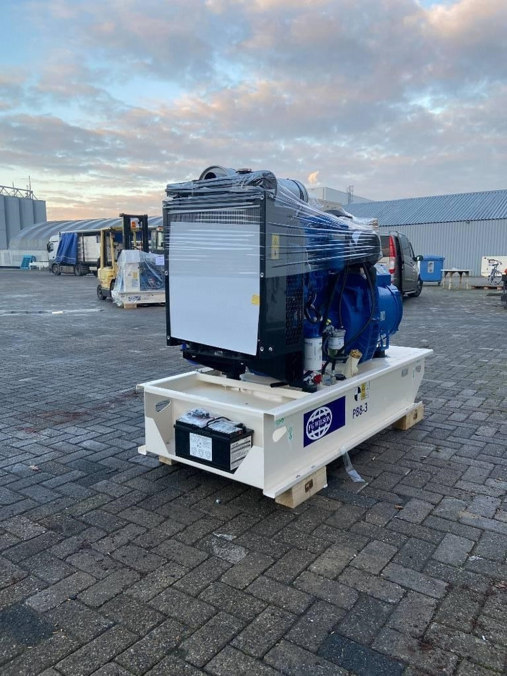 FG Wilson P88-3 - 88 kVA Open Genset - DPX-16007-O - Sähkögeneraattori: kuva FG Wilson P88-3 - 88 kVA Open Genset - DPX-16007-O - Sähkögeneraattori FG Wilson P88-3 - 88 kVA Open Genset - DPX-16007-O - Sähkögeneraattori: kuva FG Wilson P88-3 - 88 kVA Open Genset - DPX-16007-O - Sähkögeneraattori