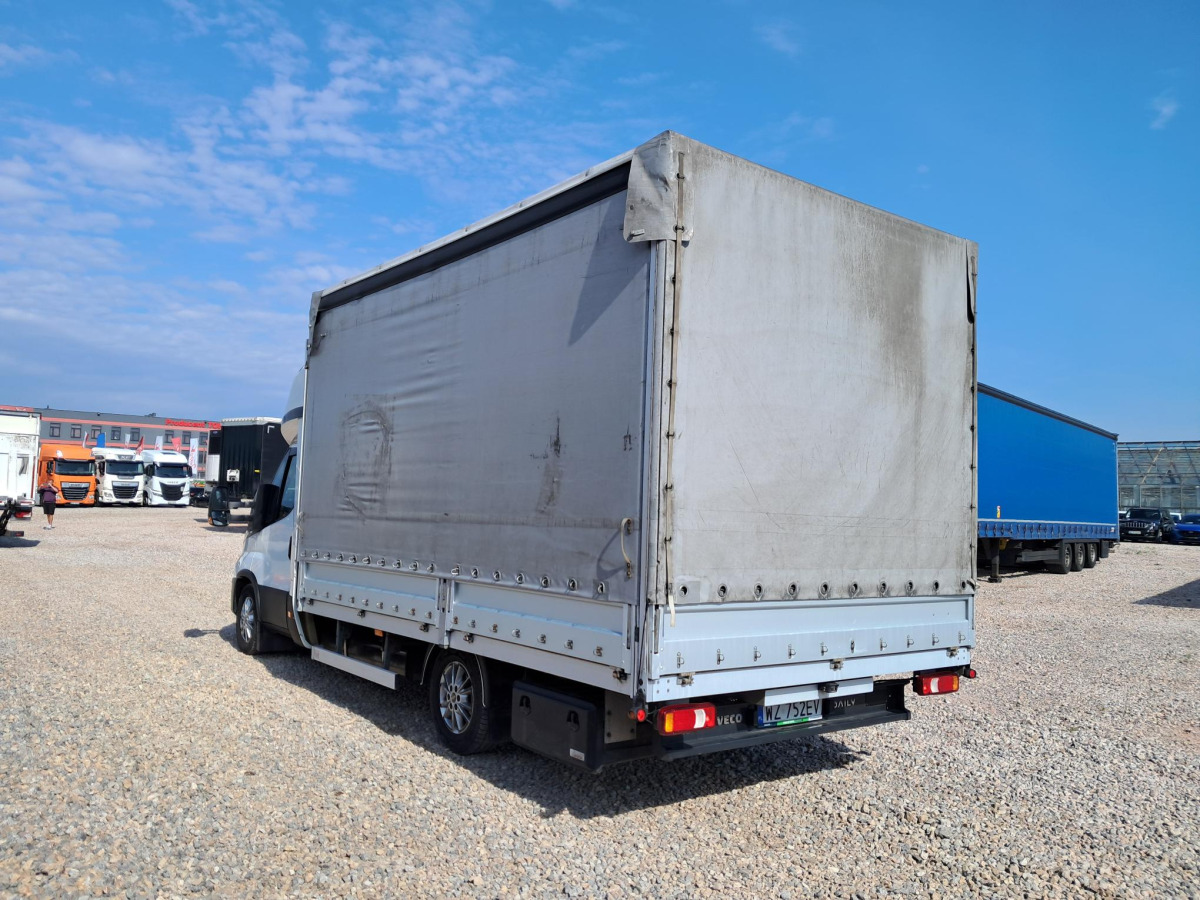 IVECO 35S18 PLANDEKA - Pressukapelli tavara-auto: kuva IVECO 35S18 PLANDEKA - Pressukapelli tavara-auto IVECO 35S18 PLANDEKA - Pressukapelli tavara-auto: kuva IVECO 35S18 PLANDEKA - Pressukapelli tavara-auto