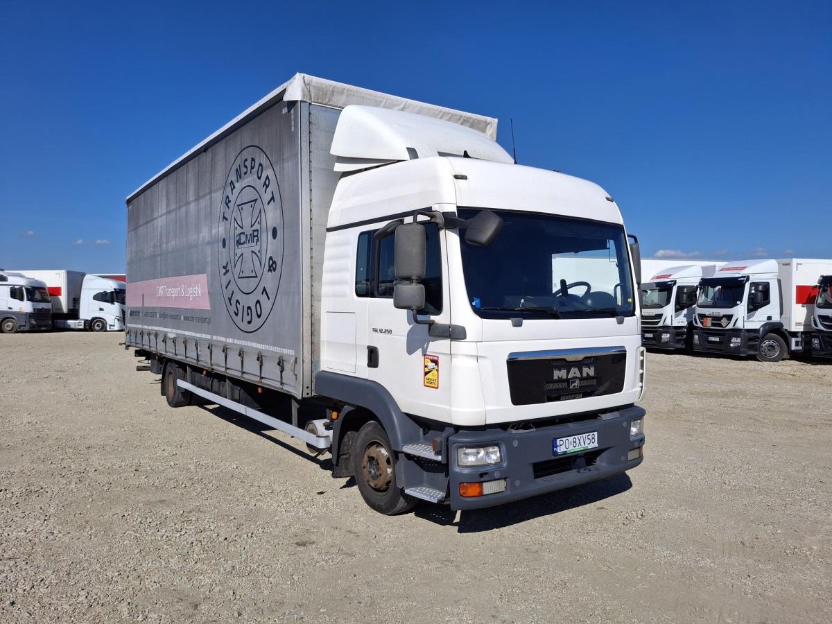 MAN/MAN TRUCK TGL12.250 4X2BL SOLÓWKA - Pressukapelli kuorma-auto: kuva MAN/MAN TRUCK TGL12.250 4X2BL SOLÓWKA - Pressukapelli kuorma-auto MAN/MAN TRUCK TGL12.250 4X2BL SOLÓWKA - Pressukapelli kuorma-auto: kuva MAN/MAN TRUCK TGL12.250 4X2BL SOLÓWKA - Pressukapelli kuorma-auto