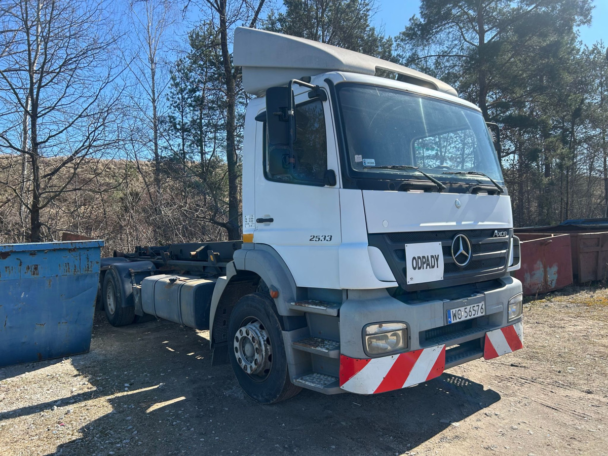 MERCEDES BENZ AXOR HAKOWIEC - Koukkulava kuorma-auto: kuva MERCEDES BENZ AXOR HAKOWIEC - Koukkulava kuorma-auto MERCEDES BENZ AXOR HAKOWIEC - Koukkulava kuorma-auto: kuva MERCEDES BENZ AXOR HAKOWIEC - Koukkulava kuorma-auto