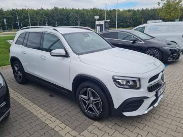 MERCEDES BENZ GLB 200 4MATIC SUV - Maasturi/ Katumaasturi: kuva MERCEDES BENZ GLB 200 4MATIC SUV - Maasturi/ Katumaasturi MERCEDES BENZ GLB 200 4MATIC SUV - Maasturi/ Katumaasturi: kuva MERCEDES BENZ GLB 200 4MATIC SUV - Maasturi/ Katumaasturi