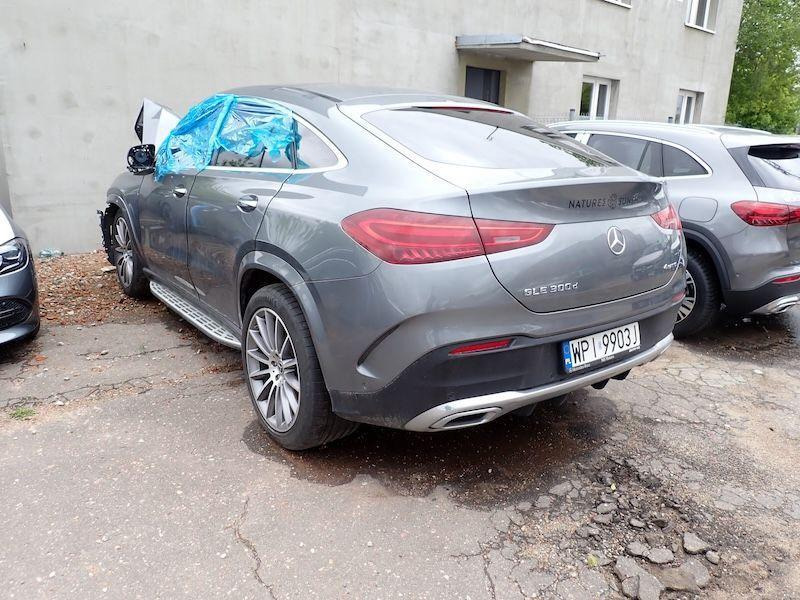 MERCEDES BENZ GLE SEDAN - Sedan: kuva MERCEDES BENZ GLE SEDAN - Sedan MERCEDES BENZ GLE SEDAN - Sedan: kuva MERCEDES BENZ GLE SEDAN - Sedan