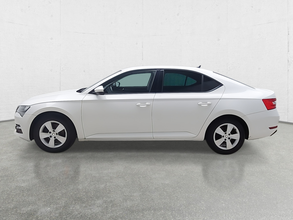 SKODA SUPERB SEDAN - Henkilöauto: kuva SKODA SUPERB SEDAN - Henkilöauto SKODA SUPERB SEDAN - Henkilöauto: kuva SKODA SUPERB SEDAN - Henkilöauto