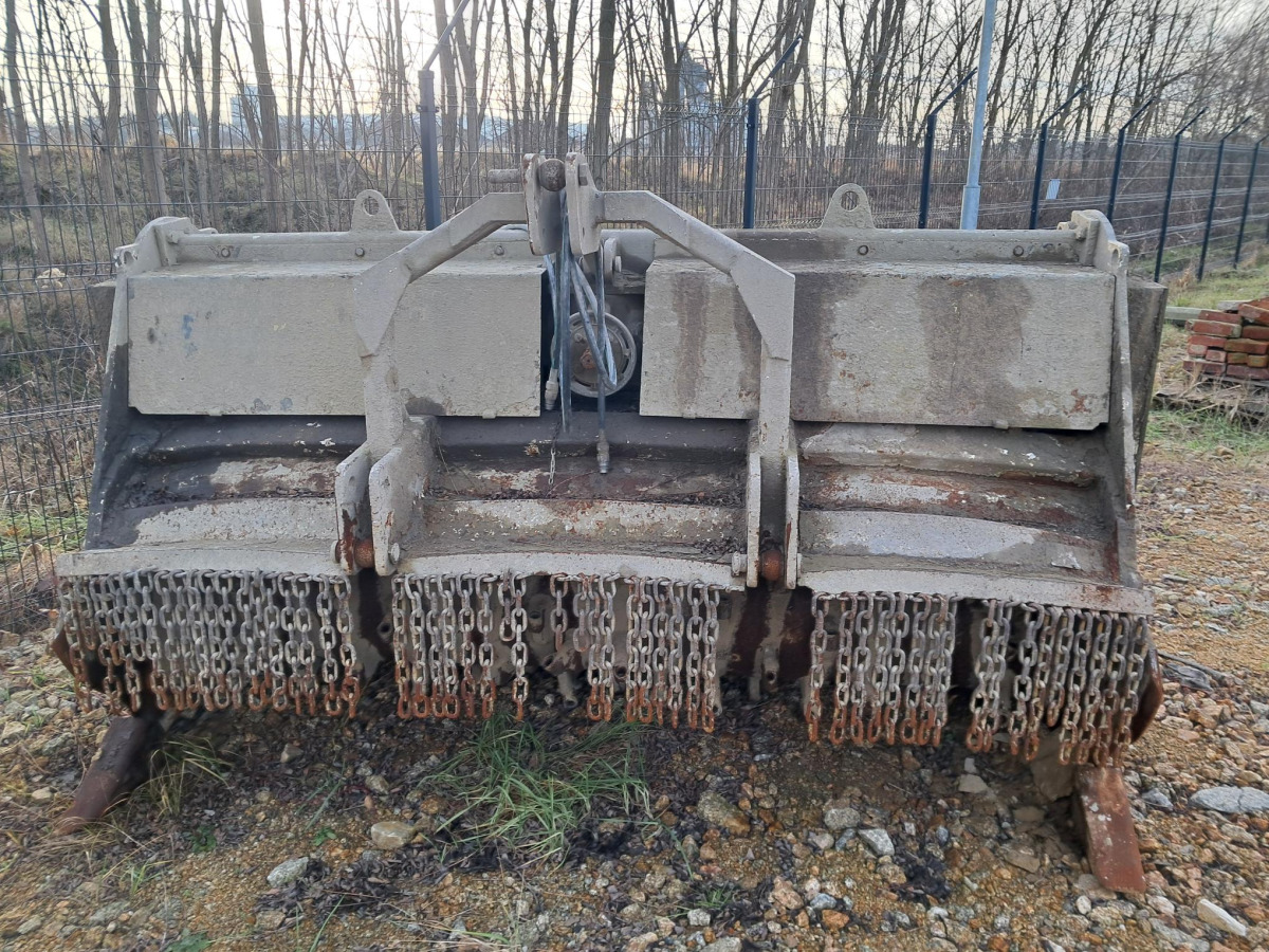 Stabilizator gruntu TOZAMET FG-650B – 2400 mm – 650 mm – wał 310 obr/min - Stabilointikone: kuva Stabilizator gruntu TOZAMET FG-650B – 2400 mm – 650 mm – wał 310 obr/min - Stabilointikone Stabilizator gruntu TOZAMET FG-650B – 2400 mm – 650 mm – wał 310 obr/min - Stabilointikone: kuva Stabilizator gruntu TOZAMET FG-650B – 2400 mm – 650 mm – wał 310 obr/min - Stabilointikone