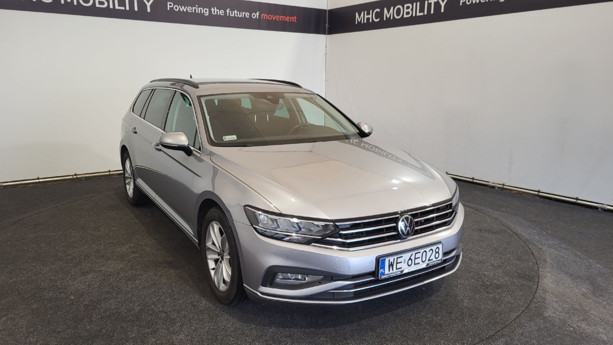 VOLKSWAGEN PASSAT KOMBI - Henkilöauto: kuva VOLKSWAGEN PASSAT KOMBI - Henkilöauto VOLKSWAGEN PASSAT KOMBI - Henkilöauto: kuva VOLKSWAGEN PASSAT KOMBI - Henkilöauto
