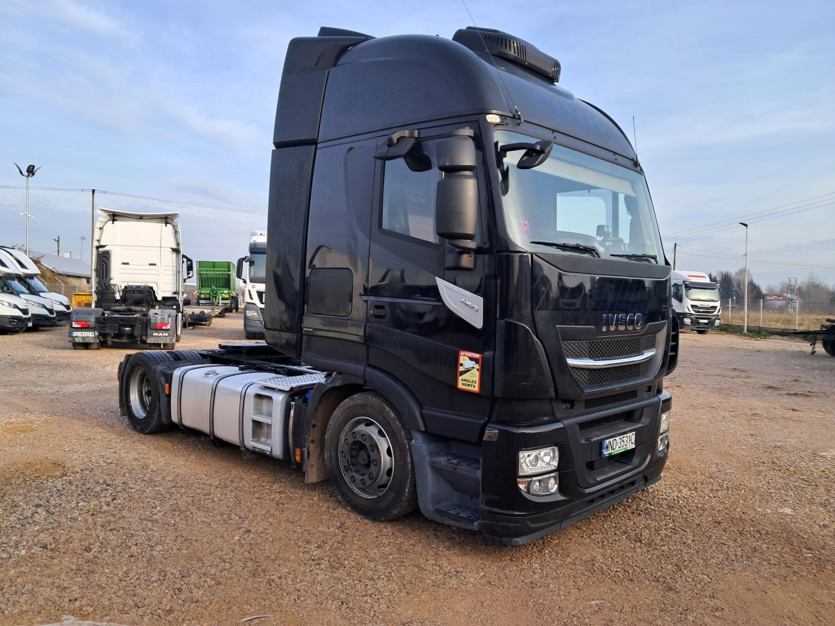 IVECO AS440ST/FP LT CIĄGNIK SIODŁOWY - Vetopöytäauto: kuva IVECO AS440ST/FP LT CIĄGNIK SIODŁOWY - Vetopöytäauto IVECO AS440ST/FP LT CIĄGNIK SIODŁOWY - Vetopöytäauto: kuva IVECO AS440ST/FP LT CIĄGNIK SIODŁOWY - Vetopöytäauto