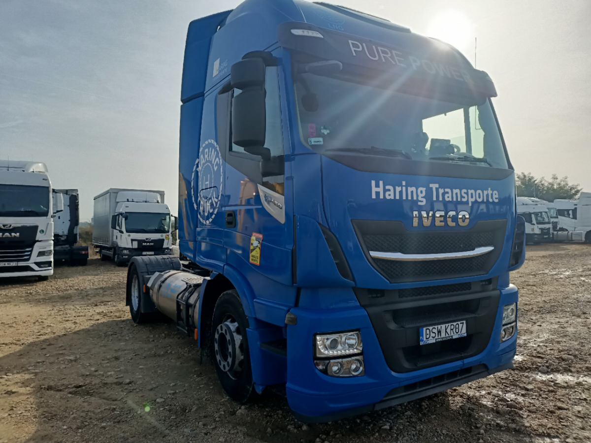 IVECO STRALIS CIĄGNIK SIODŁOWY - Vetopöytäauto: kuva IVECO STRALIS CIĄGNIK SIODŁOWY - Vetopöytäauto IVECO STRALIS CIĄGNIK SIODŁOWY - Vetopöytäauto: kuva IVECO STRALIS CIĄGNIK SIODŁOWY - Vetopöytäauto