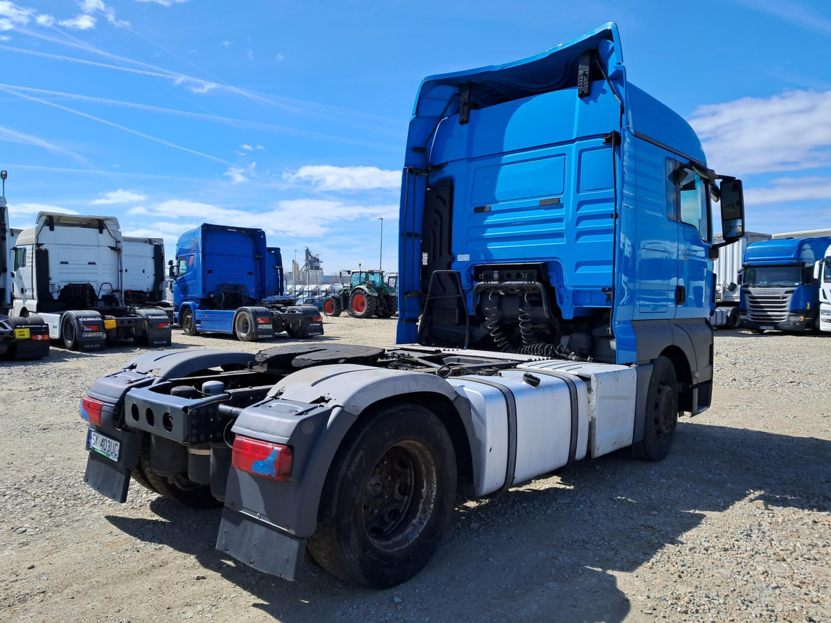 MAN TGX CIĄGNIK SIODŁOWY - Vetopöytäauto: kuva MAN TGX CIĄGNIK SIODŁOWY - Vetopöytäauto MAN TGX CIĄGNIK SIODŁOWY - Vetopöytäauto: kuva MAN TGX CIĄGNIK SIODŁOWY - Vetopöytäauto