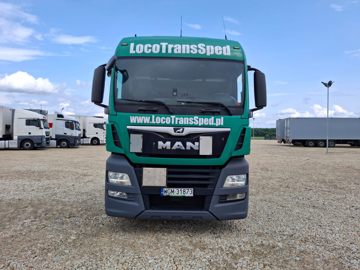 MAN TGX CIĄGNIK SIODŁOWY - Vetopöytäauto: kuva MAN TGX CIĄGNIK SIODŁOWY - Vetopöytäauto MAN TGX CIĄGNIK SIODŁOWY - Vetopöytäauto: kuva MAN TGX CIĄGNIK SIODŁOWY - Vetopöytäauto