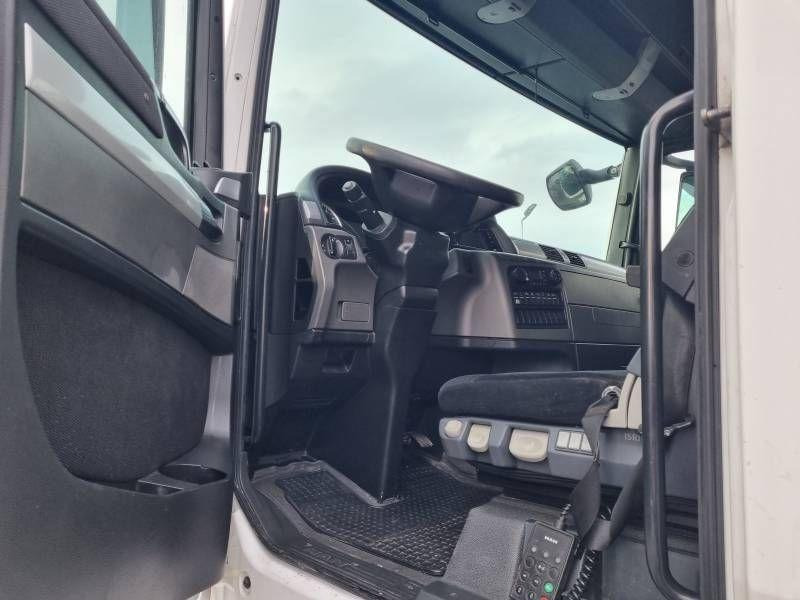 MAN TGX CIĄGNIK SIODŁOWY - Vetopöytäauto: kuva MAN TGX CIĄGNIK SIODŁOWY - Vetopöytäauto MAN TGX CIĄGNIK SIODŁOWY - Vetopöytäauto: kuva MAN TGX CIĄGNIK SIODŁOWY - Vetopöytäauto