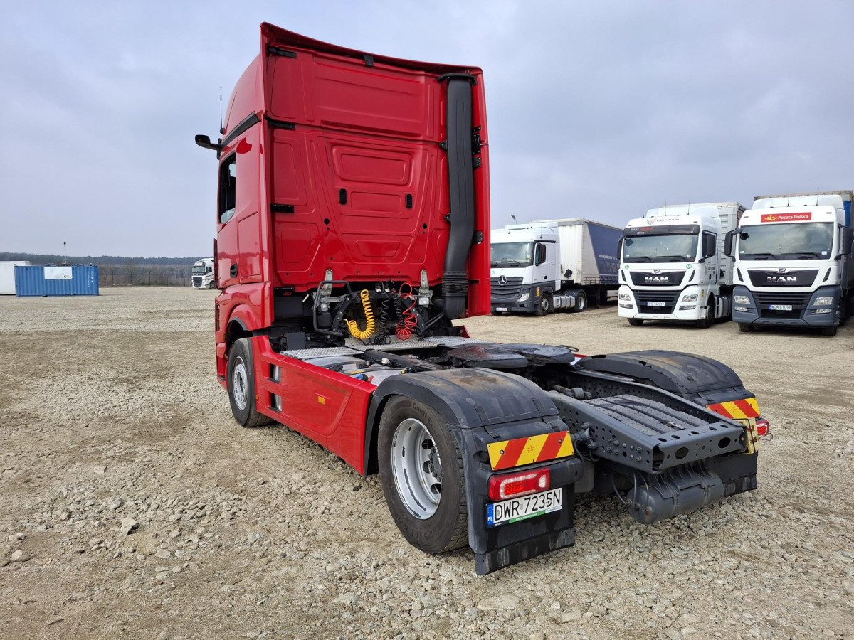 MERCEDES BENZ ACTROS 1848 LS CIĄGNIK SIODŁOWY - Vetopöytäauto: kuva MERCEDES BENZ ACTROS 1848 LS CIĄGNIK SIODŁOWY - Vetopöytäauto MERCEDES BENZ ACTROS 1848 LS CIĄGNIK SIODŁOWY - Vetopöytäauto: kuva MERCEDES BENZ ACTROS 1848 LS CIĄGNIK SIODŁOWY - Vetopöytäauto