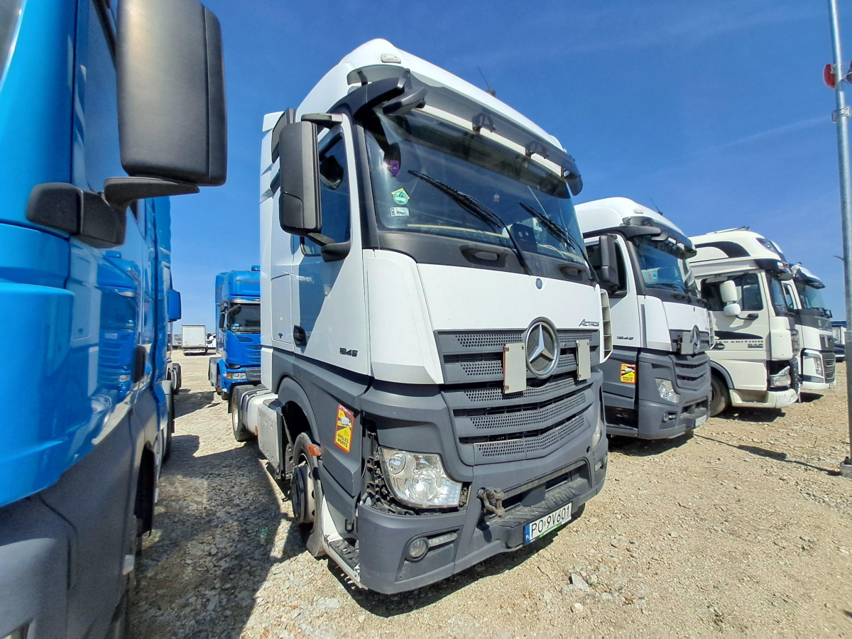 MERCEDES BENZ ACTROS CIĄGNIK SIODŁOWY - Vetopöytäauto: kuva MERCEDES BENZ ACTROS CIĄGNIK SIODŁOWY - Vetopöytäauto MERCEDES BENZ ACTROS CIĄGNIK SIODŁOWY - Vetopöytäauto: kuva MERCEDES BENZ ACTROS CIĄGNIK SIODŁOWY - Vetopöytäauto