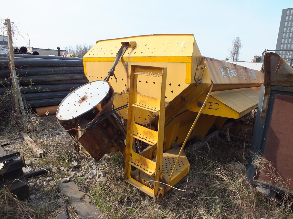 Zabudowa piaskarki ECON CMZCMCB - 2004 - 5m3 - Hydromotor - Hiekoitin: kuva Zabudowa piaskarki ECON CMZCMCB - 2004 - 5m3 - Hydromotor - Hiekoitin Zabudowa piaskarki ECON CMZCMCB - 2004 - 5m3 - Hydromotor - Hiekoitin: kuva Zabudowa piaskarki ECON CMZCMCB - 2004 - 5m3 - Hydromotor - Hiekoitin