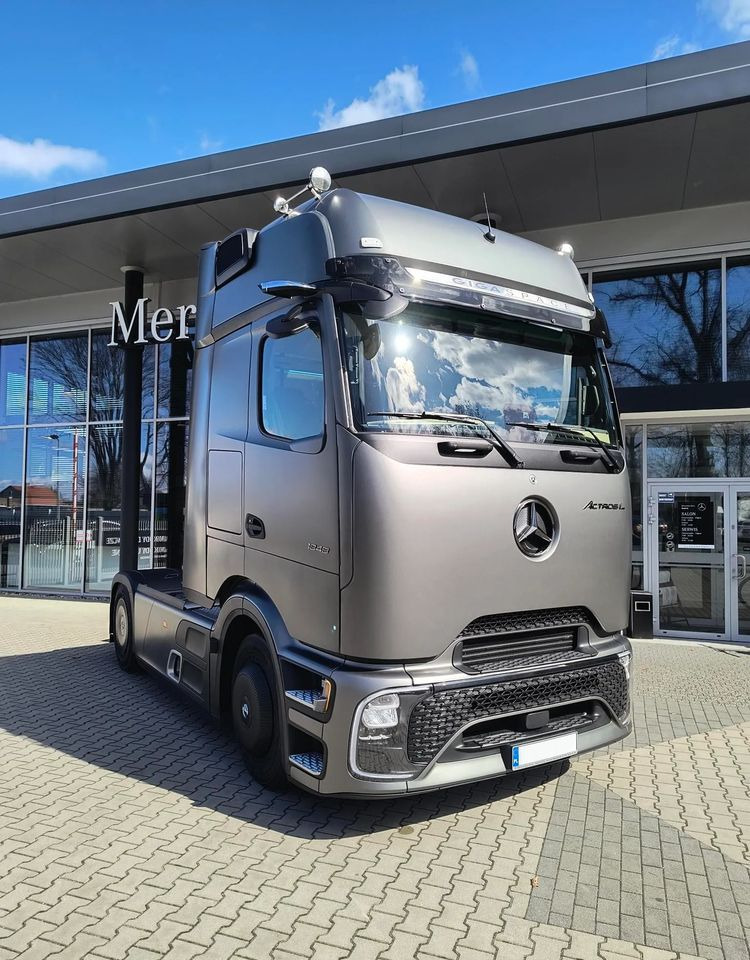 Mercedes-Benz Actros 1848 LS - Vetopöytäauto: kuva Mercedes-Benz Actros 1848 LS - Vetopöytäauto Mercedes-Benz Actros 1848 LS - Vetopöytäauto: kuva Mercedes-Benz Actros 1848 LS - Vetopöytäauto