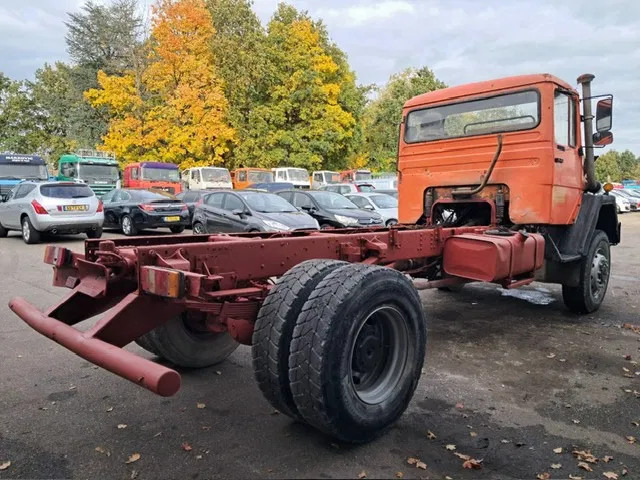 Iveco Magirus Deutz 170-23 ,V8 ,4x4 , ZF Manual , Spring suspension - Kuorma-auto alusta: kuva Iveco Magirus Deutz 170-23 ,V8 ,4x4 , ZF Manual , Spring suspension - Kuorma-auto alusta Iveco Magirus Deutz 170-23 ,V8 ,4x4 , ZF Manual , Spring suspension - Kuorma-auto alusta: kuva Iveco Magirus Deutz 170-23 ,V8 ,4x4 , ZF Manual , Spring suspension - Kuorma-auto alusta
