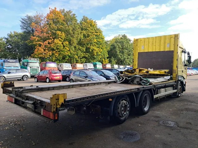 Iveco Stralis 430 , 6x2 , Manual Gearbox , Euro 3 - Pressukapelli kuorma-auto: kuva Iveco Stralis 430 , 6x2 , Manual Gearbox , Euro 3 - Pressukapelli kuorma-auto Iveco Stralis 430 , 6x2 , Manual Gearbox , Euro 3 - Pressukapelli kuorma-auto: kuva Iveco Stralis 430 , 6x2 , Manual Gearbox , Euro 3 - Pressukapelli kuorma-auto