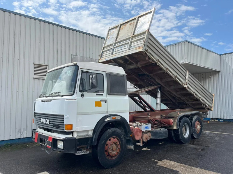 Iveco Turbostar 190-38 , 6x2 , V8 Watercooling , 3 Way Tipper , Spring Suspension , Manual - Kippiauto kuorma-auto: kuva Iveco Turbostar 190-38 , 6x2 , V8 Watercooling , 3 Way Tipper , Spring Suspension , Manual - Kippiauto kuorma-auto Iveco Turbostar 190-38 , 6x2 , V8 Watercooling , 3 Way Tipper , Spring Suspension , Manual - Kippiauto kuorma-auto: kuva Iveco Turbostar 190-38 , 6x2 , V8 Watercooling , 3 Way Tipper , Spring Suspension , Manual - Kippiauto kuorma-auto