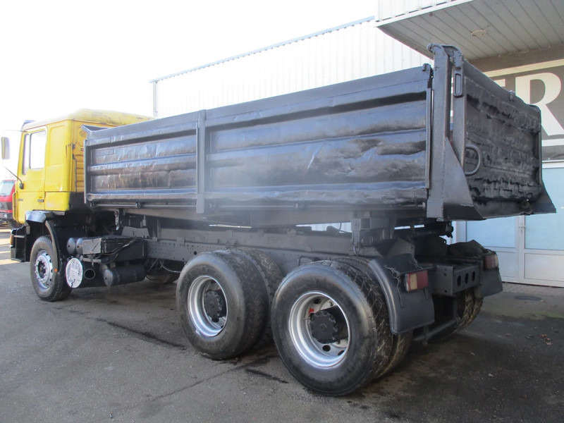 MAN 26.402 6x4 , ZF Manual , Retarder , 3 Way tipper , Spring suspension - Kippiauto kuorma-auto: kuva MAN 26.402 6x4 , ZF Manual , Retarder , 3 Way tipper , Spring suspension - Kippiauto kuorma-auto MAN 26.402 6x4 , ZF Manual , Retarder , 3 Way tipper , Spring suspension - Kippiauto kuorma-auto: kuva MAN 26.402 6x4 , ZF Manual , Retarder , 3 Way tipper , Spring suspension - Kippiauto kuorma-auto