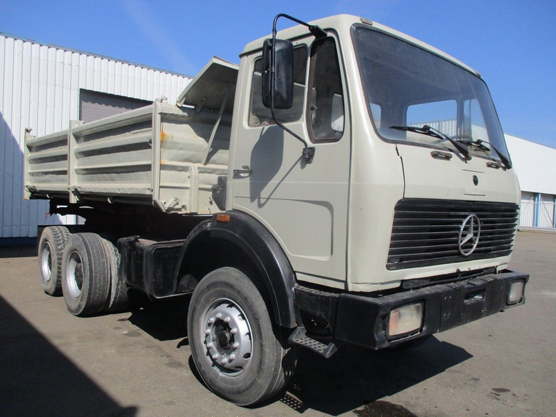 Mercedes-Benz 2633, V8 , ZF Manual , 6x4 , 3 Way tipper , Spring suspension - Kippiauto kuorma-auto: kuva Mercedes-Benz 2633, V8 , ZF Manual , 6x4 , 3 Way tipper , Spring suspension - Kippiauto kuorma-auto Mercedes-Benz 2633, V8 , ZF Manual , 6x4 , 3 Way tipper , Spring suspension - Kippiauto kuorma-auto: kuva Mercedes-Benz 2633, V8 , ZF Manual , 6x4 , 3 Way tipper , Spring suspension - Kippiauto kuorma-auto