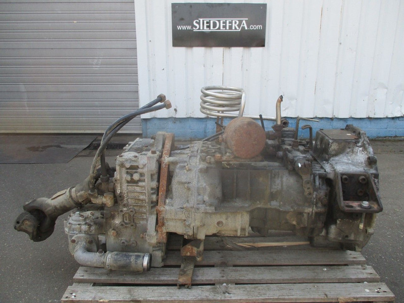 Mercedes-Benz Mercedes ZF gearbox with intarder - Vaihdelaatikko - Kuorma-auto: kuva Mercedes-Benz Mercedes ZF gearbox with intarder - Vaihdelaatikko - Kuorma-auto Mercedes-Benz Mercedes ZF gearbox with intarder - Vaihdelaatikko - Kuorma-auto: kuva Mercedes-Benz Mercedes ZF gearbox with intarder - Vaihdelaatikko - Kuorma-auto