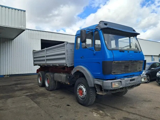 Mercedes-Benz SK 2635 , V8 , Bi Turbo , 6x4 , ZF Manual , 3 Way Tipper , Spring suspension - Kippiauto kuorma-auto: kuva Mercedes-Benz SK 2635 , V8 , Bi Turbo , 6x4 , ZF Manual , 3 Way Tipper , Spring suspension - Kippiauto kuorma-auto Mercedes-Benz SK 2635 , V8 , Bi Turbo , 6x4 , ZF Manual , 3 Way Tipper , Spring suspension - Kippiauto kuorma-auto: kuva Mercedes-Benz SK 2635 , V8 , Bi Turbo , 6x4 , ZF Manual , 3 Way Tipper , Spring suspension - Kippiauto kuorma-auto