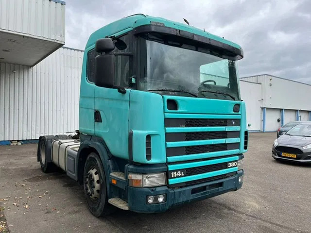 Scania R 114 L 380 , Manual Gearbox , Airco - Vetopöytäauto: kuva Scania R 114 L 380 , Manual Gearbox , Airco - Vetopöytäauto Scania R 114 L 380 , Manual Gearbox , Airco - Vetopöytäauto: kuva Scania R 114 L 380 , Manual Gearbox , Airco - Vetopöytäauto