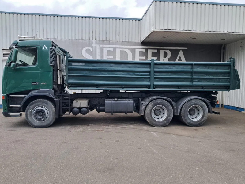 Volvo FH 12 - 460 , 6x2 , 3 Way Tipper, Spring Suspension , Manual Gearbox, Airco - Kippiauto kuorma-auto: kuva Volvo FH 12 - 460 , 6x2 , 3 Way Tipper, Spring Suspension , Manual Gearbox, Airco - Kippiauto kuorma-auto Volvo FH 12 - 460 , 6x2 , 3 Way Tipper, Spring Suspension , Manual Gearbox, Airco - Kippiauto kuorma-auto: kuva Volvo FH 12 - 460 , 6x2 , 3 Way Tipper, Spring Suspension , Manual Gearbox, Airco - Kippiauto kuorma-auto