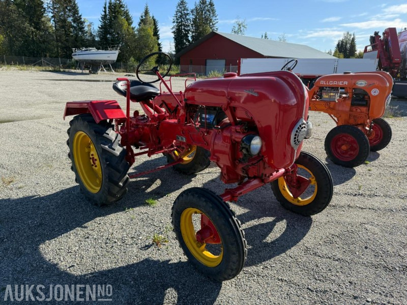 1954 Porsche Allgaier A111 - Traktori: kuva 1954 Porsche Allgaier A111 - Traktori 1954 Porsche Allgaier A111 - Traktori: kuva 1954 Porsche Allgaier A111 - Traktori