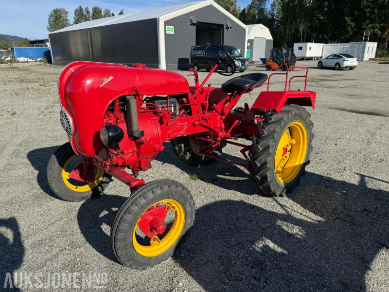 1954 Porsche Allgaier A111 - Traktori: kuva 1954 Porsche Allgaier A111 - Traktori 1954 Porsche Allgaier A111 - Traktori: kuva 1954 Porsche Allgaier A111 - Traktori