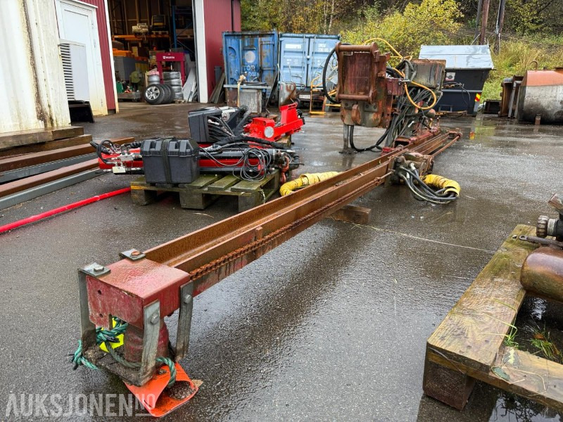 1980 Tamrock DP300E Boretårn med Kompressor og dele tårn - Porakone: kuva  1980 Tamrock DP300E Boretårn med Kompressor og dele tårn - Porakone 1980 Tamrock DP300E Boretårn med Kompressor og dele tårn - Porakone: kuva  1980 Tamrock DP300E Boretårn med Kompressor og dele tårn - Porakone