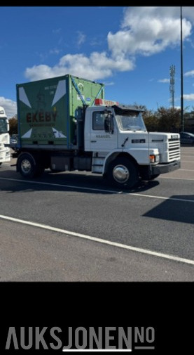 1983 Scania T82H4X2LI46 TIPPBIL VETERAN. - Kippiauto kuorma-auto: kuva  1983 Scania T82H4X2LI46 TIPPBIL VETERAN. - Kippiauto kuorma-auto 1983 Scania T82H4X2LI46 TIPPBIL VETERAN. - Kippiauto kuorma-auto: kuva  1983 Scania T82H4X2LI46 TIPPBIL VETERAN. - Kippiauto kuorma-auto